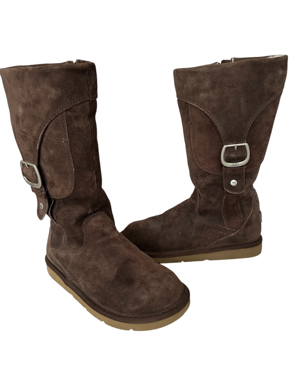 UGG Australia Cargo III Sheepskin Boots
Dark Chocolate Mid Calf Size 7